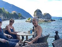Poros-Felsenbar-Crew-web
